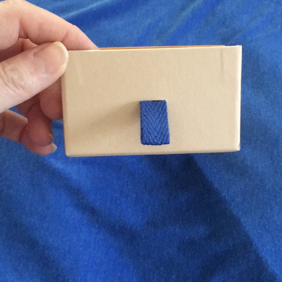 Small Louis Vuitton box - Picture 3 of 4